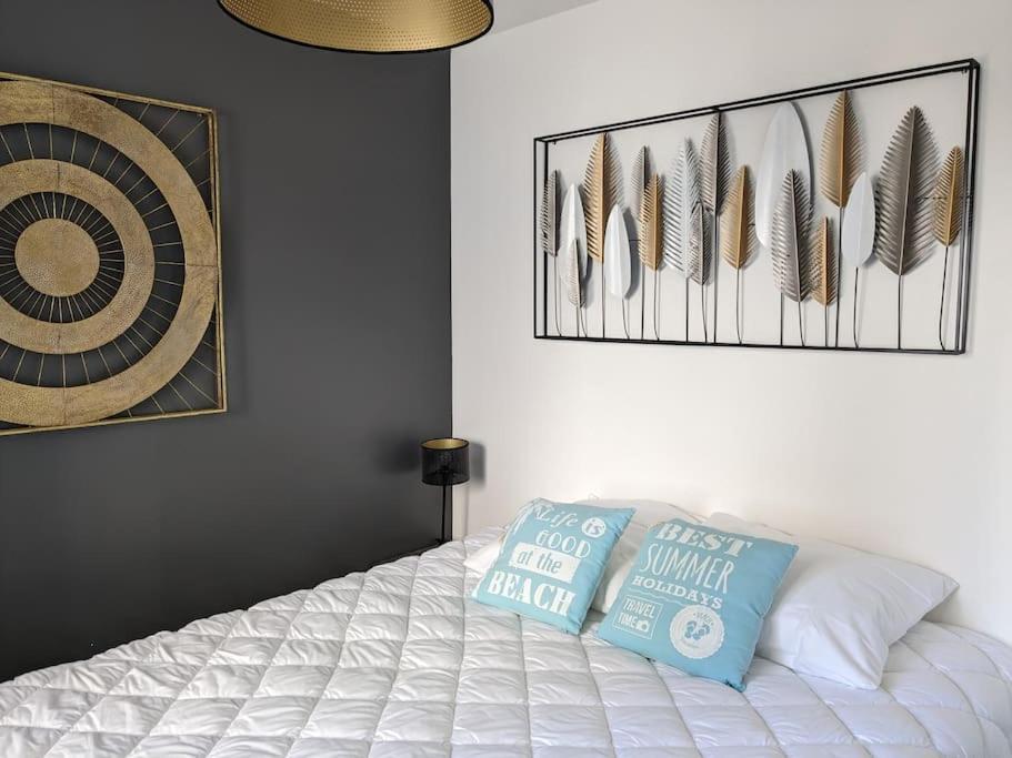 St Gilles Appartement Face Mer 圣伊莱尔·德列 外观 照片