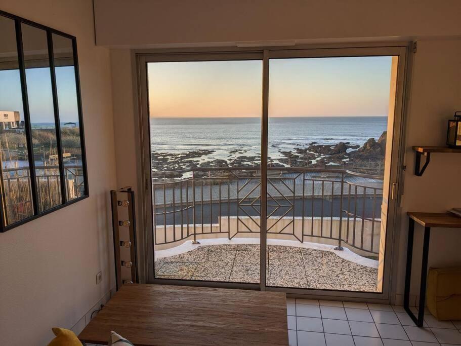 St Gilles Appartement Face Mer 圣伊莱尔·德列 外观 照片